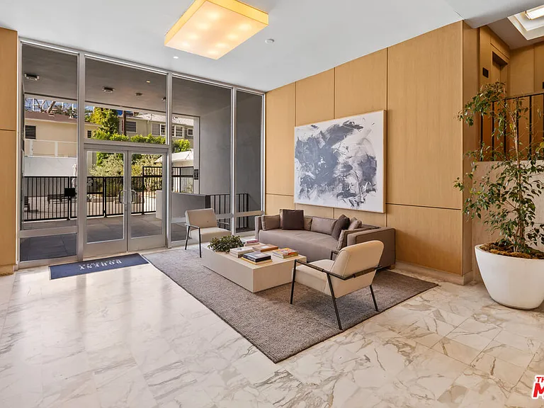 999 N Doheny Dr #611 — Photo 29