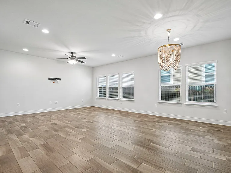 10213 Forest Grove Dr — Photo 11