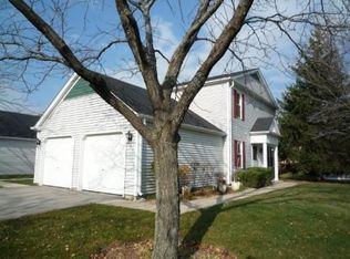 2531 Prairieview Ln, Aurora, IL 60502