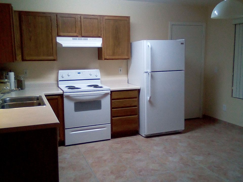 1st image of 11541 W Scotts Dr