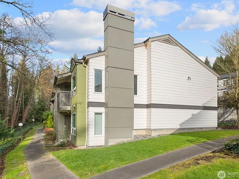 31500 33rd Pl SW #E201 — Photo 2
