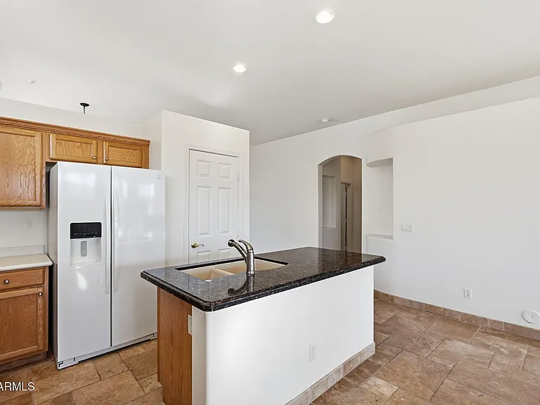 15707 E Cactus Dr — Photo 6