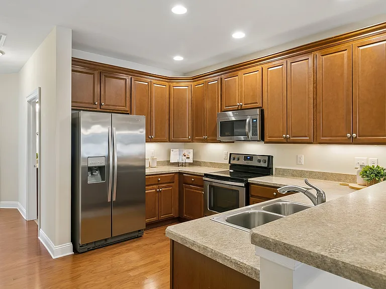 6905 Colemans Crossing Ave — Photo 8