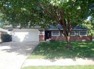 15113 S Kaw Dr, Olathe, KS 66062