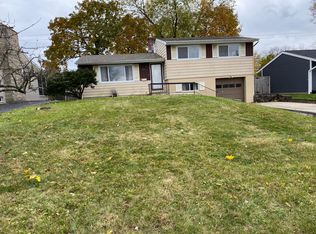 2647 Edgevale Rd, Columbus, OH 43221