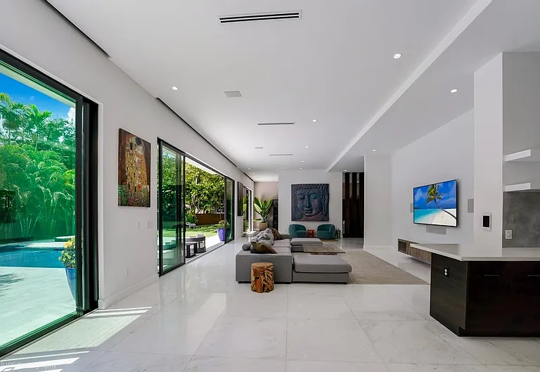 56 Samana Dr #1 — Photo 8