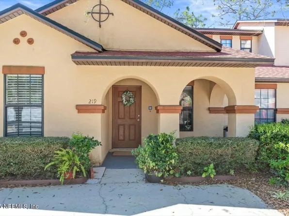 219 BEECH BROOK Street, St. Johns, FL 32259