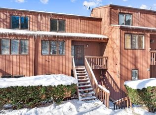 9 Village Way UNIT 4, Vernon, NJ 07462
