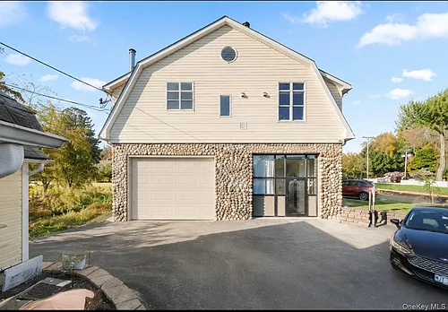 1403 Kings Hwy Photo 1