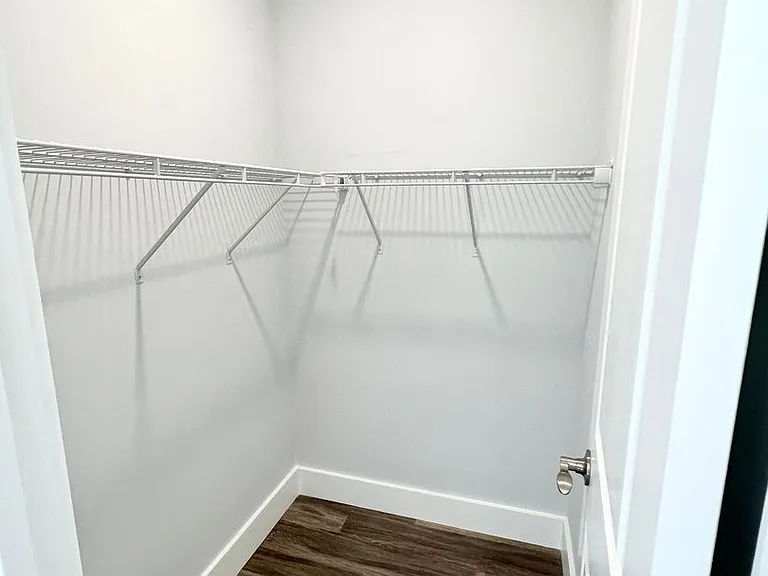 2705 Mercer Dr — Photo 7
