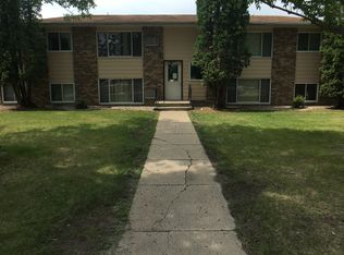 315 14th Ave SE #6, Devils Lake, ND 58301