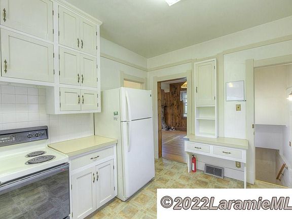 5th image of 1011 Gibbon St