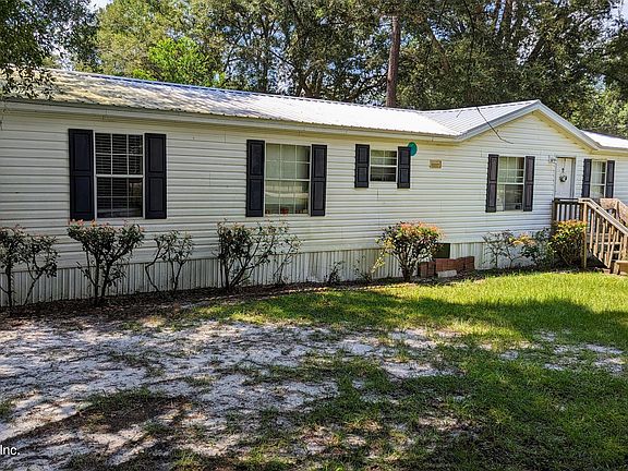 3rd image of 270 SE BRITT Place