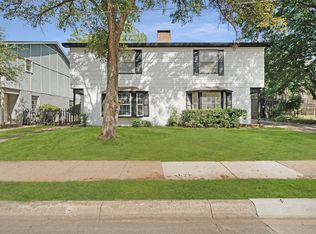 2904 S Fielder Rd, Arlington, TX 76015
