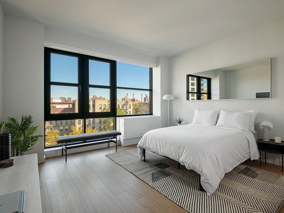 1st image of 171 Suffolk St #4C