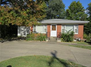 2322 Green Valley Rd, New Albany, IN 47150