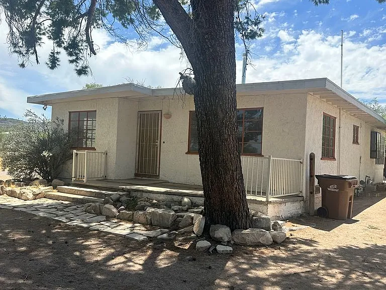 Hildreth-7150 — Photo 1