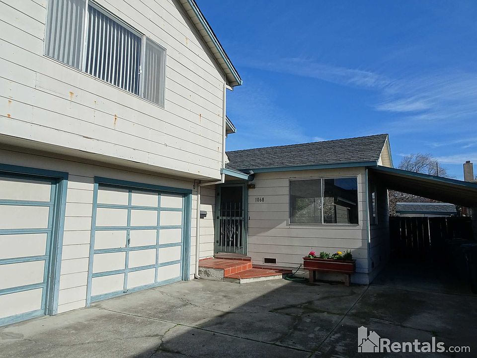 1st image of 1068 15th Ave