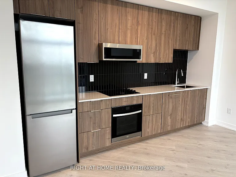 2501 Saw Whet Blvd S #648 — Photo 9