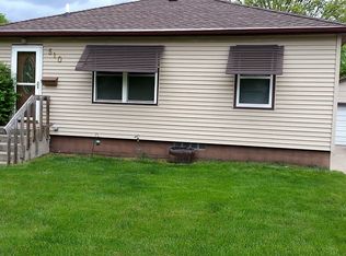 510 Pine St, Reinbeck, IA 50669