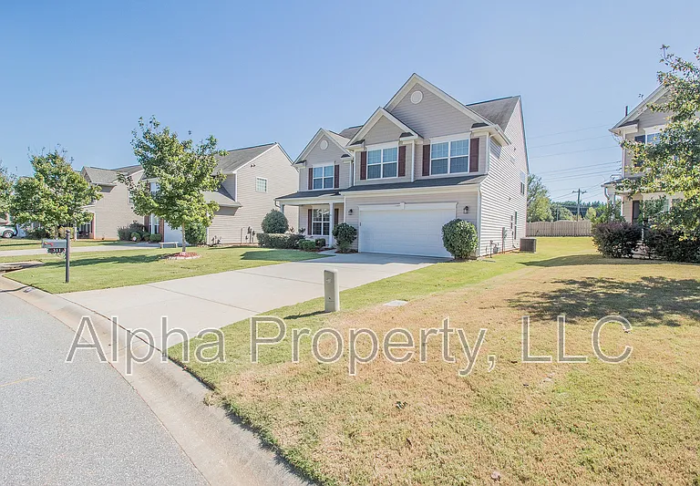 311 Cypresshill Ct — Photo 2