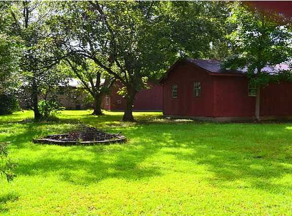 3rd image of 10930 Rosemere Dr