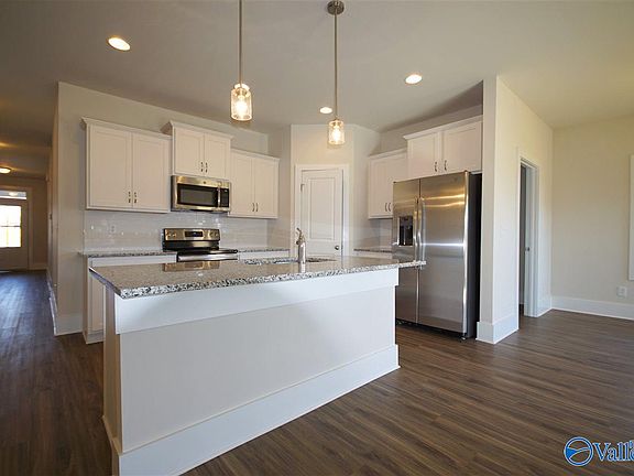 5th image of 104 Williams Pointe Blvd
