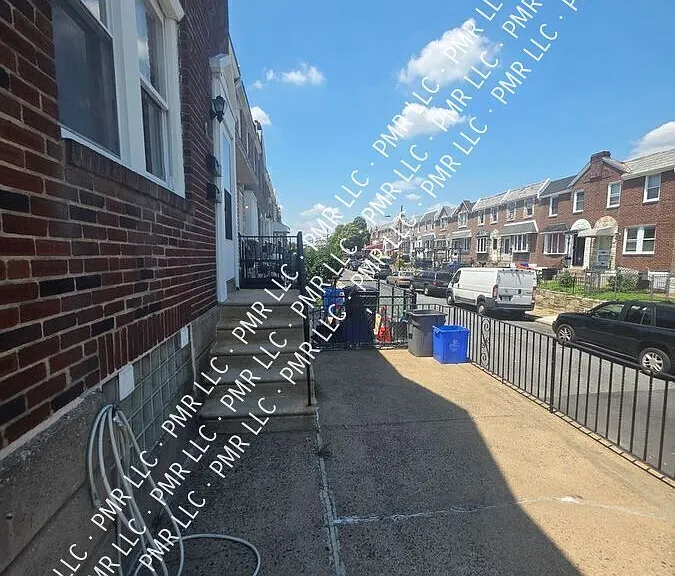 4344 Vista St #1 — Photo 5