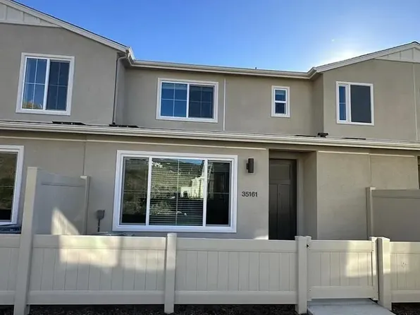 35161 Rangpur Ln, Fallbrook, CA 92028