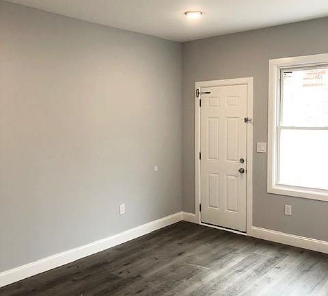 4th image of 81 67th St #1