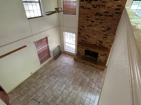 544 Renee Ln, Desoto, TX 75115