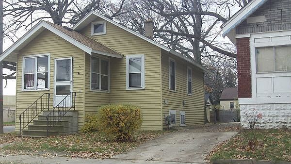 2nd image of 612 E Oakridge St