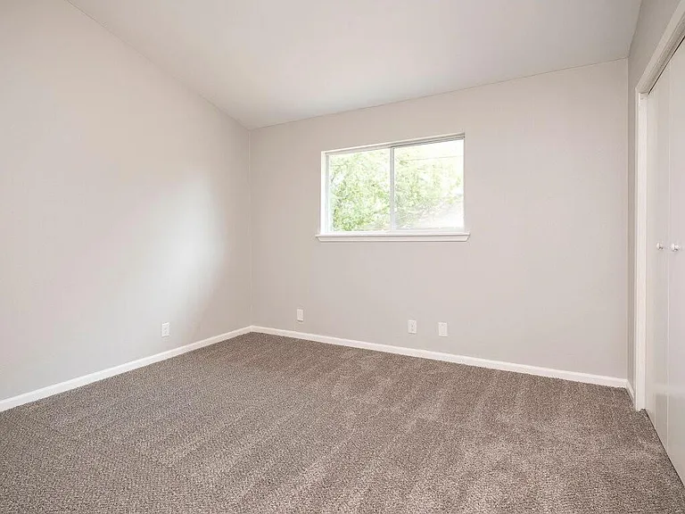 2526 Glen Springs Way #A — Photo 18