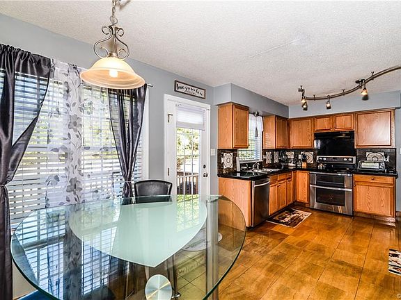 2nd image of 3137 Chartwood Dr