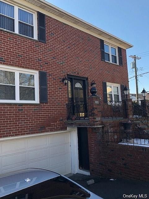 1st image of 2 Bryn Mawr Pl #2