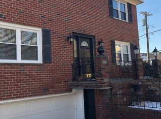 2 Bryn Mawr Pl #2, Yonkers, NY 10701