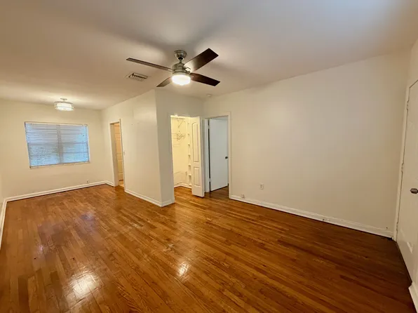 231 S Palmway APT 4, Lake Worth, FL 33460