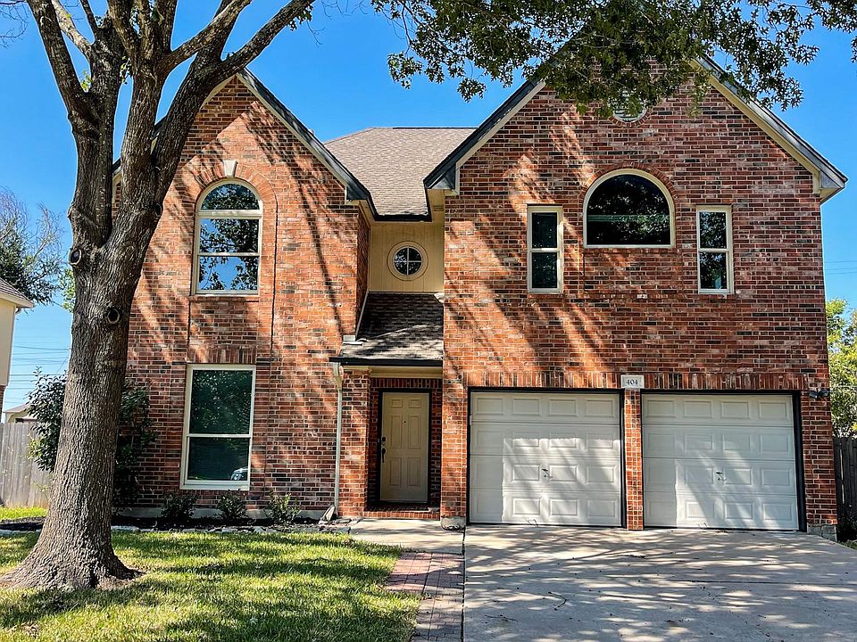1st image of 404 Keenland Dr