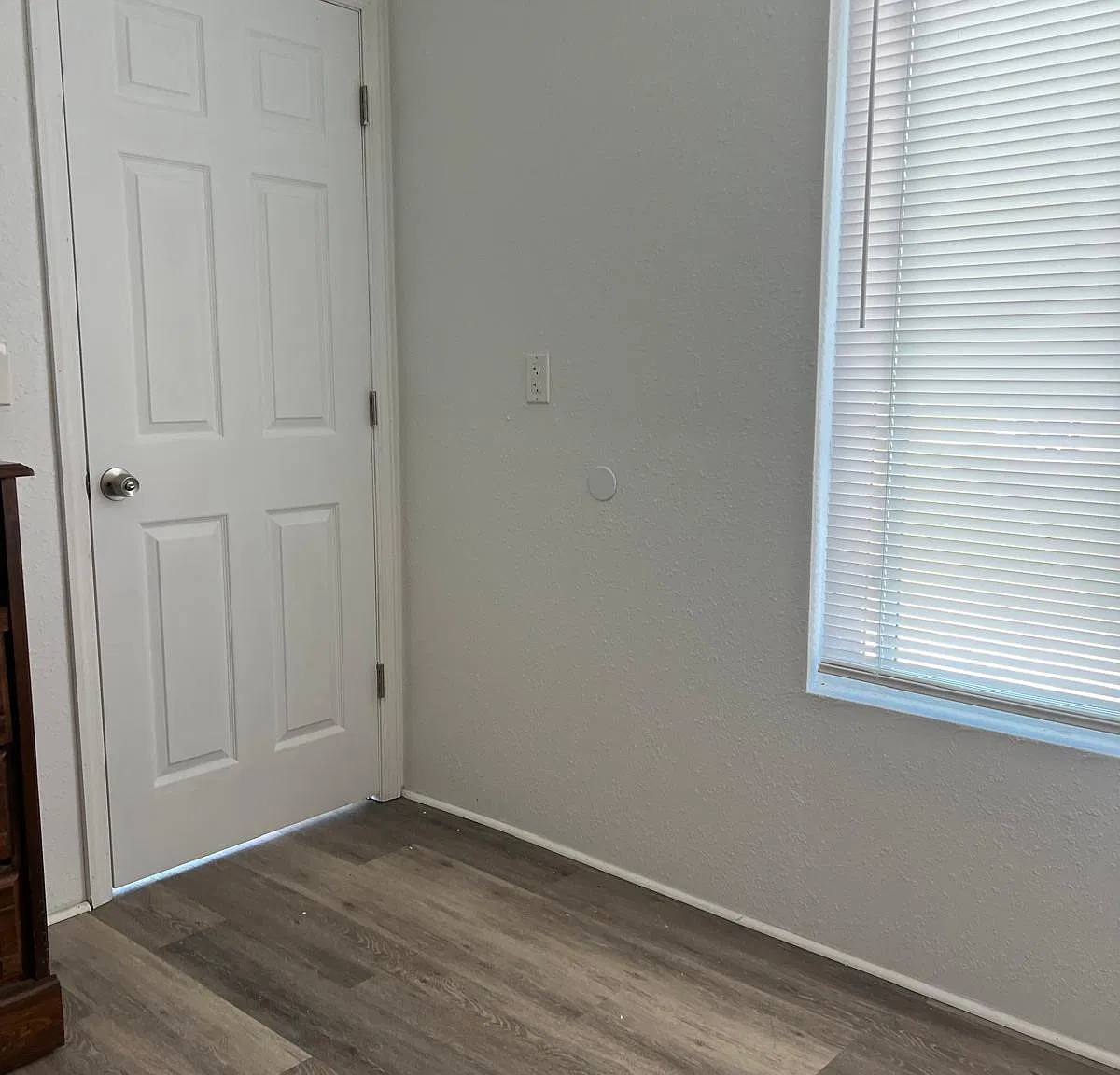 2 bed, 700 sqft, $650 — Photo 4
