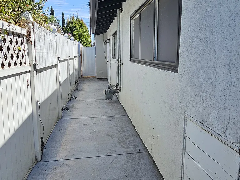 14926 Mayall St #14926 — Photo 3