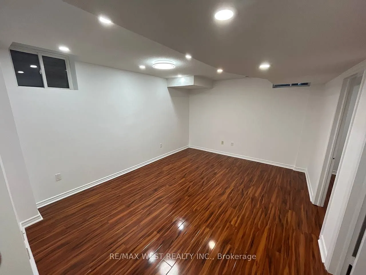 2 bed, $1,490 — Photo 4