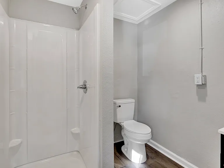 2751 Malvern Ave — Photo 11
