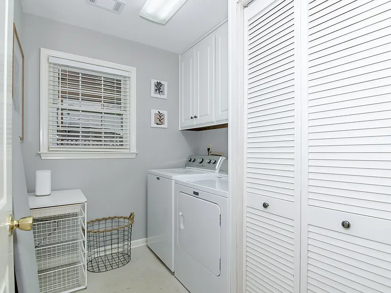 2504 Pinebluff Ct — Photo 15