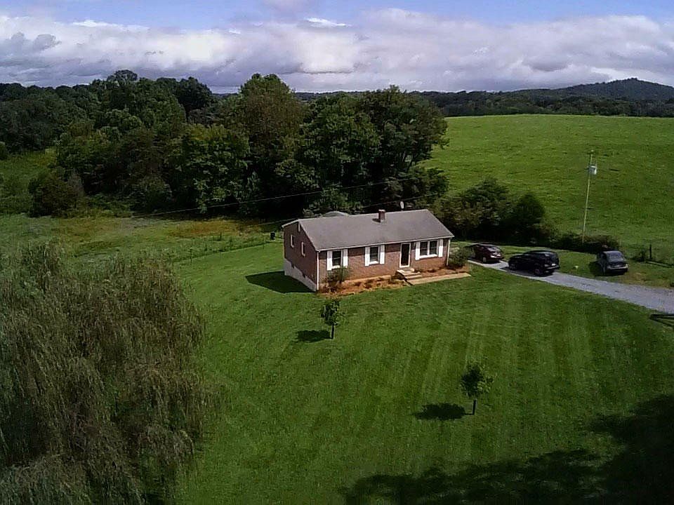 1st image of 1365 Cochese Dr