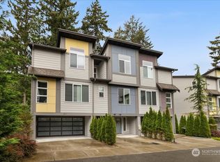 13724 Ash Way #D-2, Everett, WA