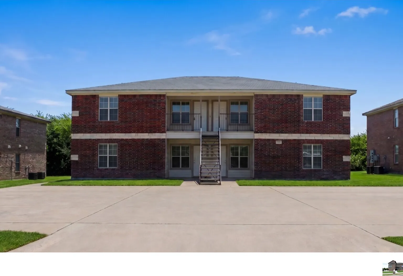 413 Brittney Way — Photo 1