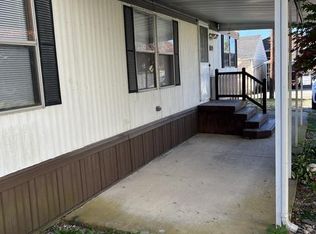 1735 W Poplar Ter, York, PA 17404