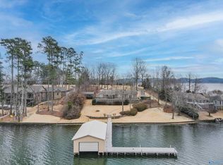 955 Browns Creek Rd, Guntersville, AL 35976