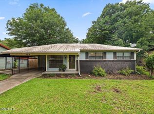 359 Saint Paul St, Pearl, MS 39208