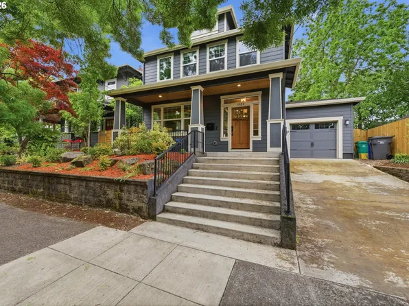 1024 NE Going St, Portland, OR 97211